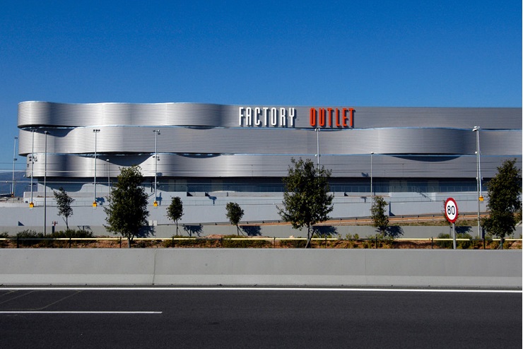 Factory Outlet - ISIC Greece